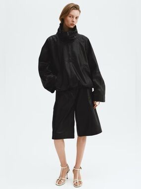 H&M S/S 2026 OVERSIZED LEATHER ANORAK and SHORT set
